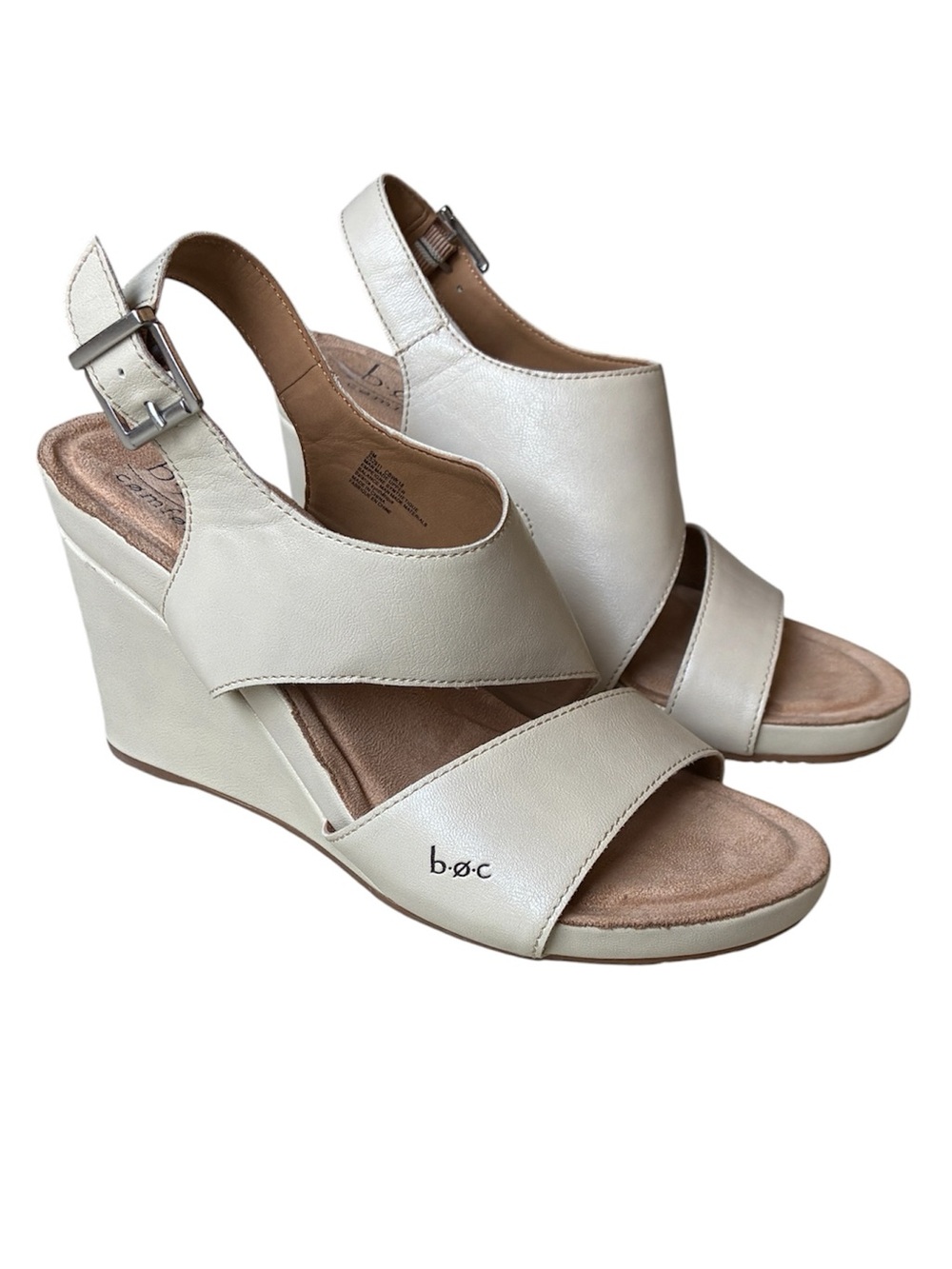 b.o.c. Women's Cream Wedge Sandals Size 9